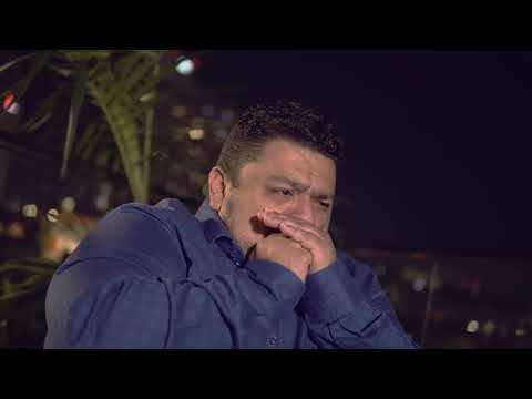 A scene from the Shelly Lares music video Nunca Te Perdí
